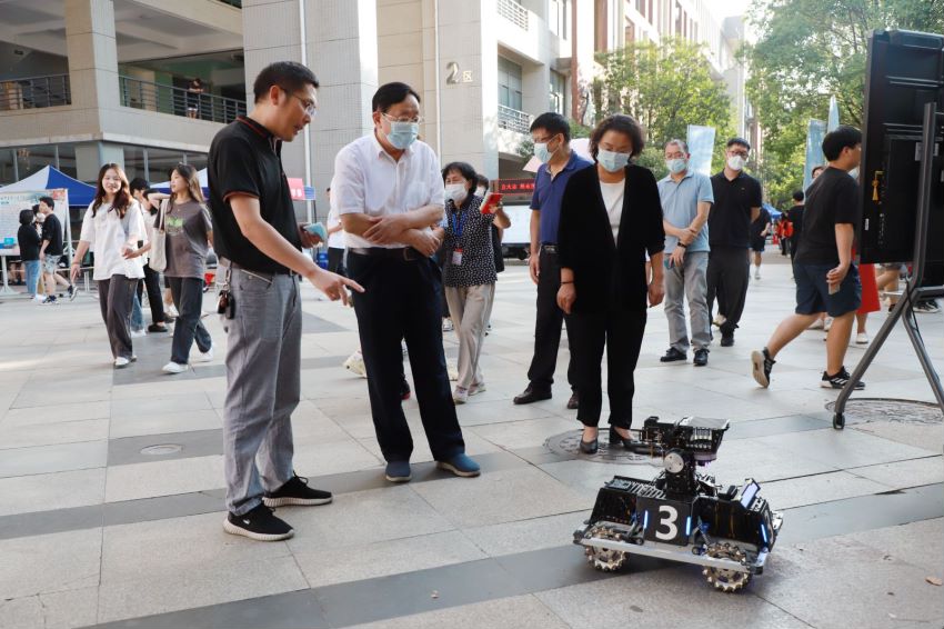 【花絮】文华学院2022年迎新工作顺利进行 【花絮】文华学院2022年迎新工作顺利进行